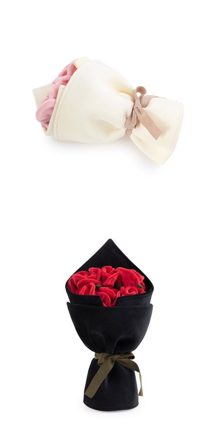 Handheld Rose Bouquet Plush